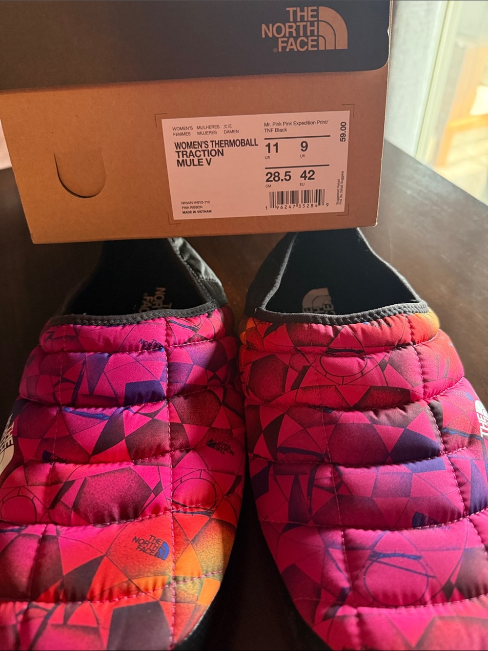 The North Face Kids Slip-On Quilted Slippers in Pink Multi - Picture 2 of 3